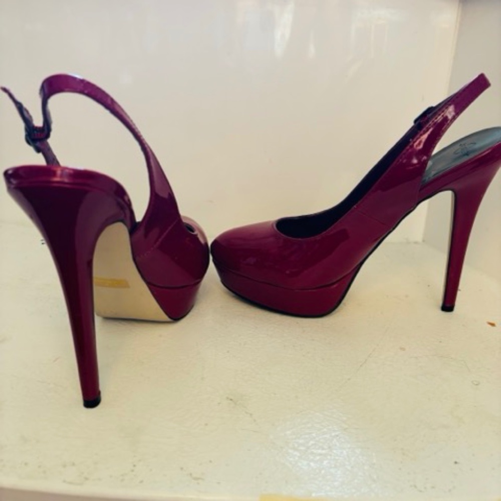 Red, Patent leather sling, back platform stilettos